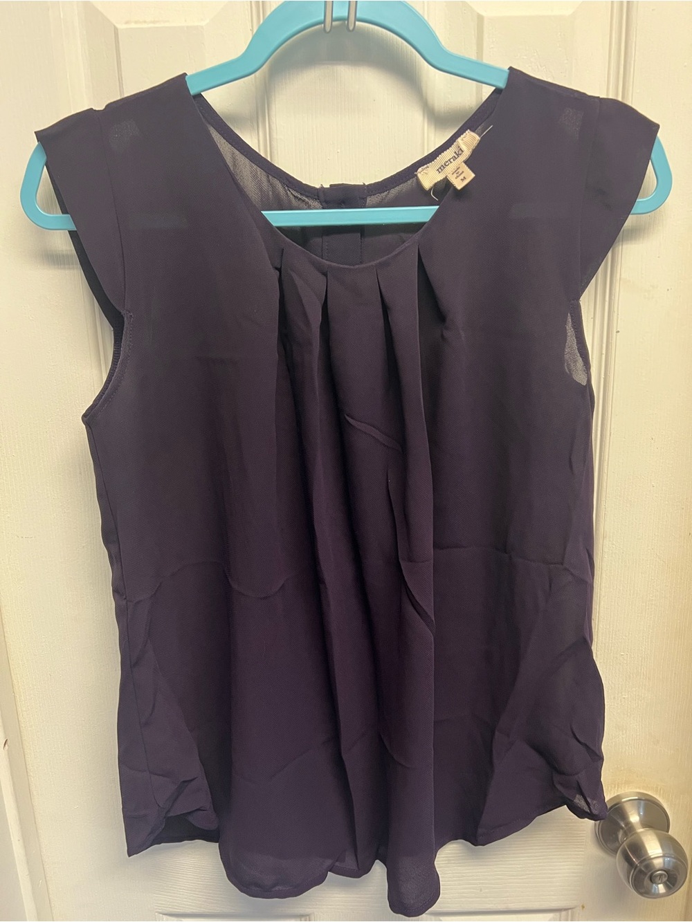 Meraki pleated sleeveless camisole